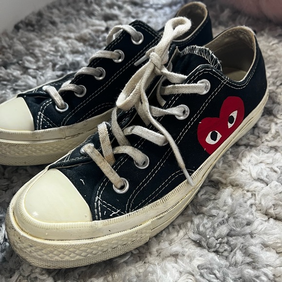 converse large emblem low top canvas sneakers